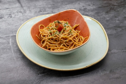99. Spaghetti with tomato sauce